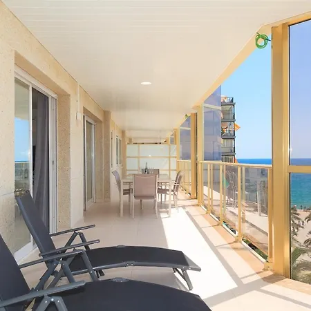 Uhc Barcino Apartament *